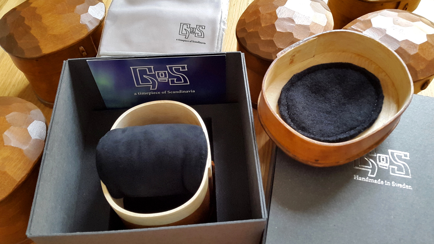 Traditional handcraft in GoS presentation box