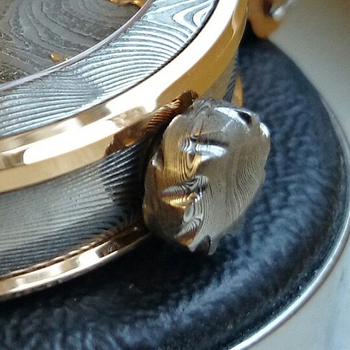Fileworked crown