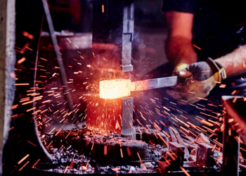 00 Damascus steel forged by hand with assistance of air hammer-1200